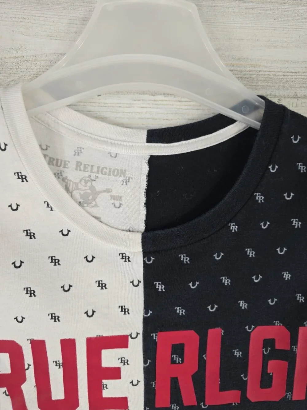 True Religion Men's Split Monogram Tee T- Shirt in Black/White MEN'S SIZE MEDIUM